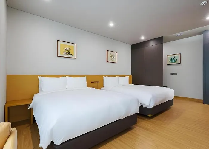 Отель Kwangsu 4*